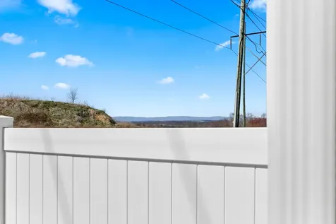 809 Carson Circle Grottoes VA 24441