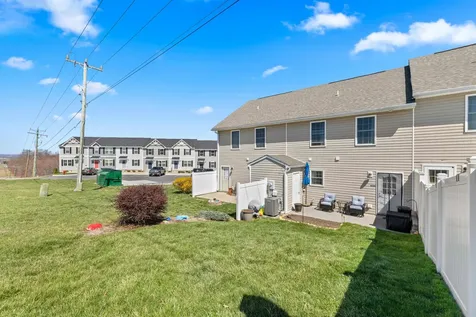 809 Carson Circle Grottoes VA 24441