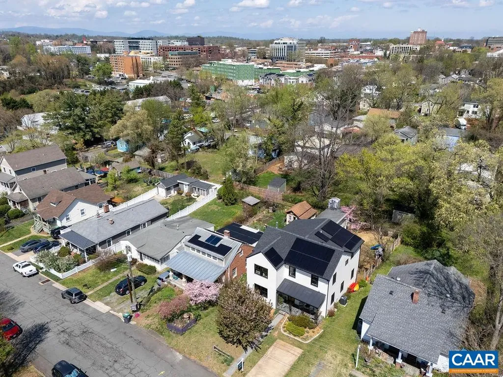 628 Blenheim Avenue Charlottesville VA 22902