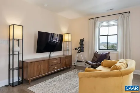 628 Blenheim Avenue Charlottesville VA 22902