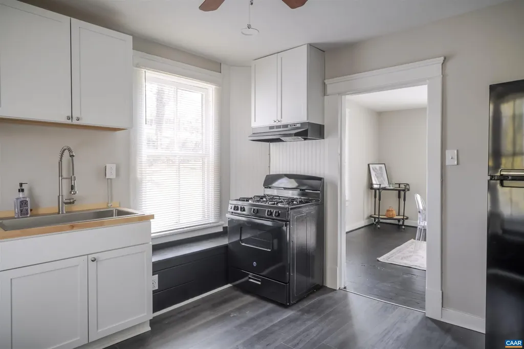 706 Castalia Street Charlottesville VA 22902