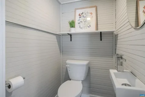 706 Castalia Street Charlottesville VA 22902