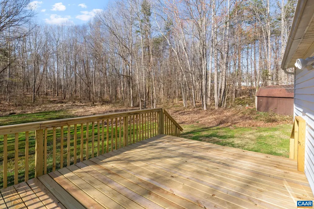 11527 Constitution Route S Scottsville VA 24590