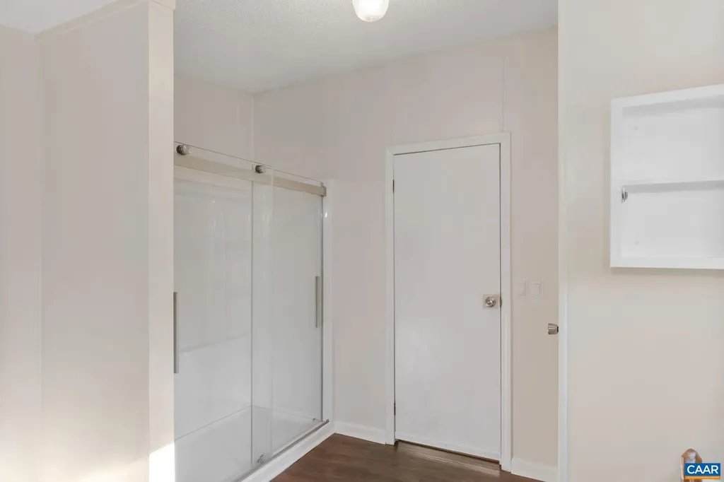 11527 Constitution Route S Scottsville VA 24590