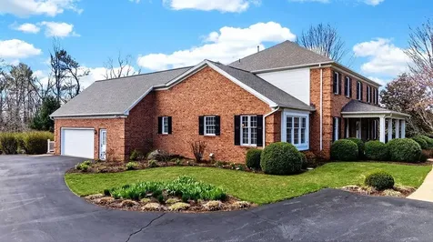 5 Trace Drive Staunton VA 24401