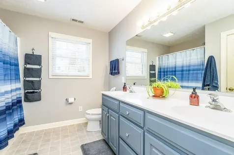 760 Confederacy Drive Penn Laird VA 22846