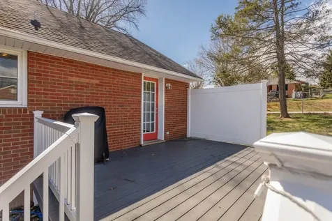 207 Burnley Drive Staunton VA 24401