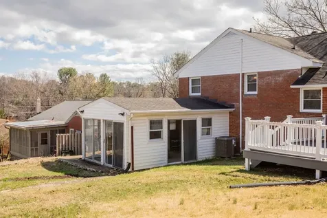 207 Burnley Drive Staunton VA 24401
