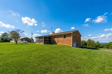 3869 Shutterlee Mill Road Staunton VA 24401