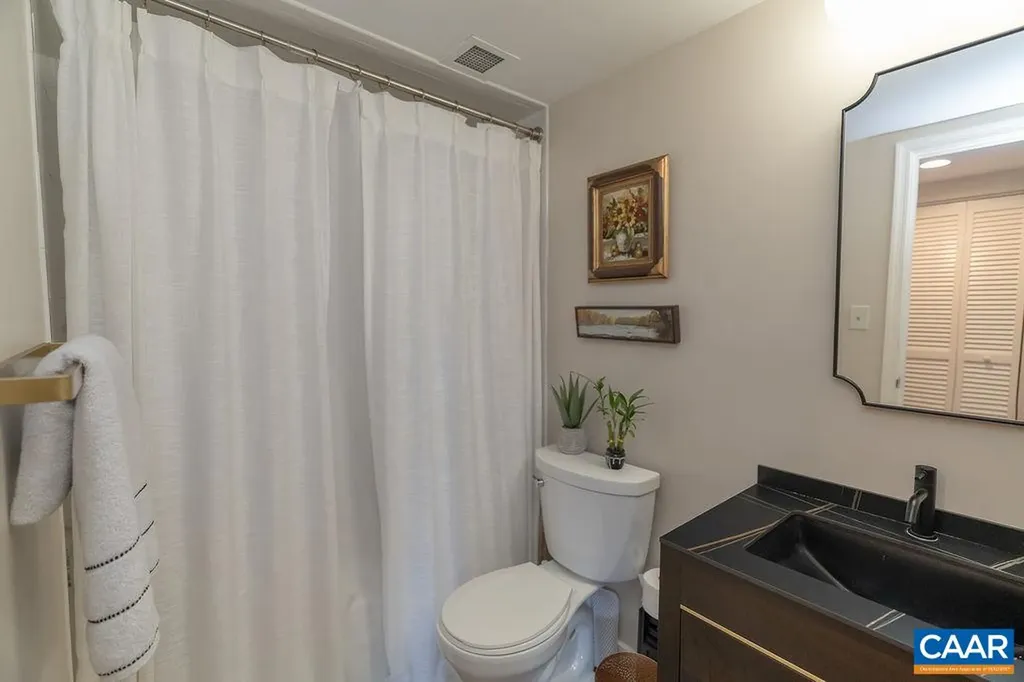 250 Main Street W Charlottesville VA 22902