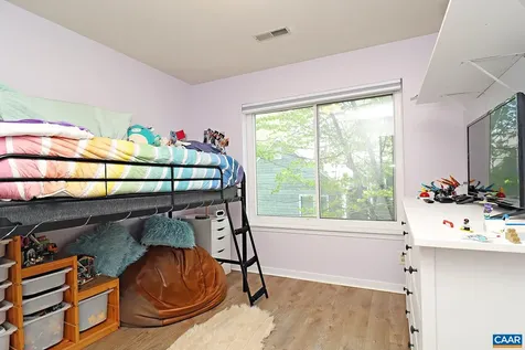 1242 Clifden Greene Charlottesville VA 22901