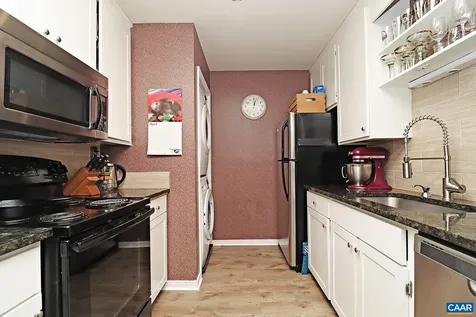 1242 Clifden Greene Charlottesville VA 22901