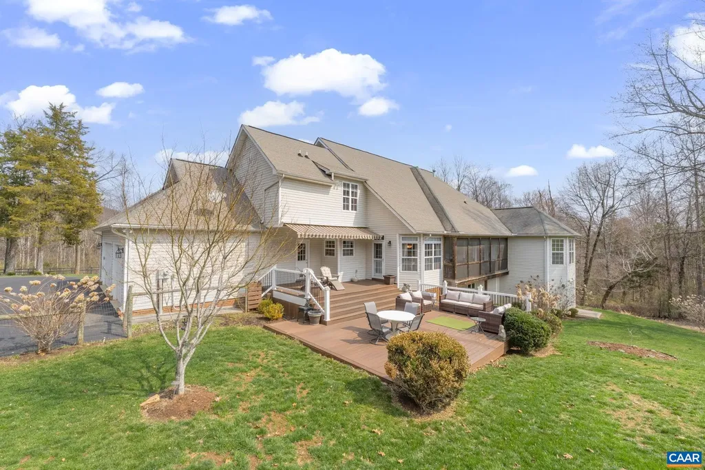 1309 Middle River Road Stanardsville VA 22973