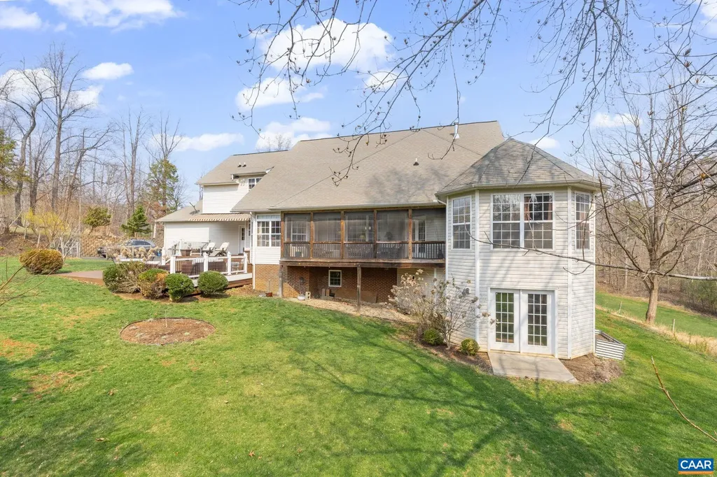 1309 Middle River Road Stanardsville VA 22973