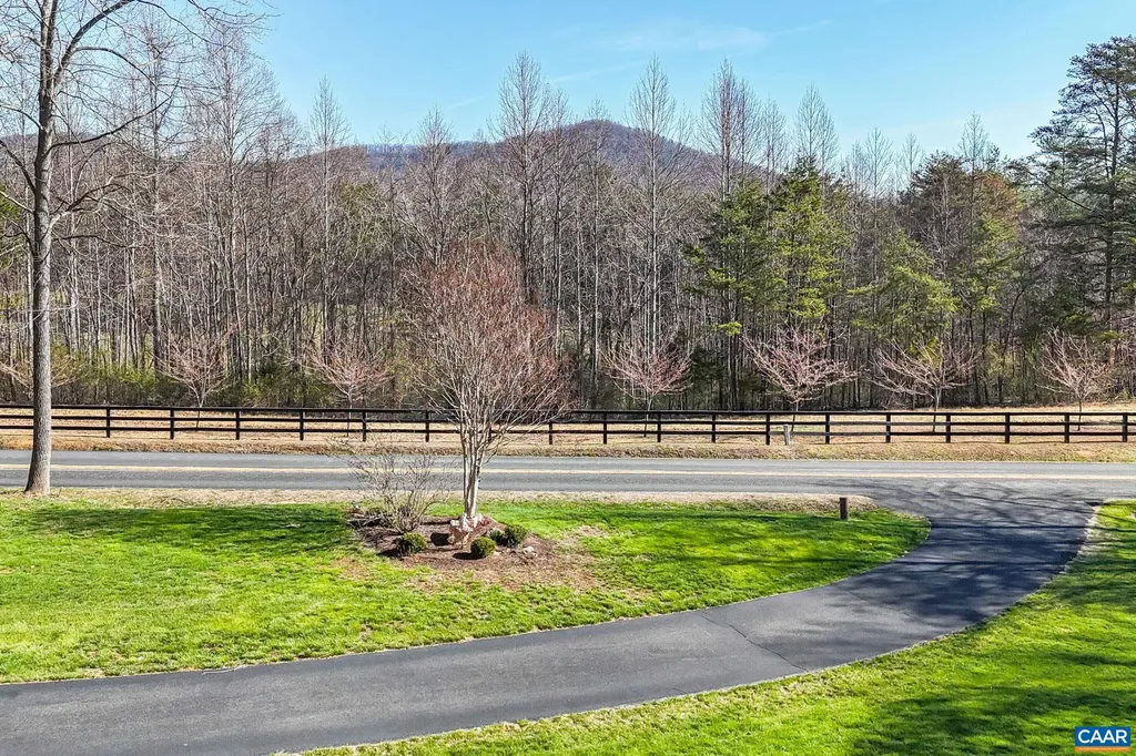 1309 Middle River Road Stanardsville VA 22973