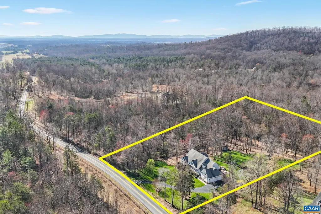 1309 Middle River Road Stanardsville VA 22973