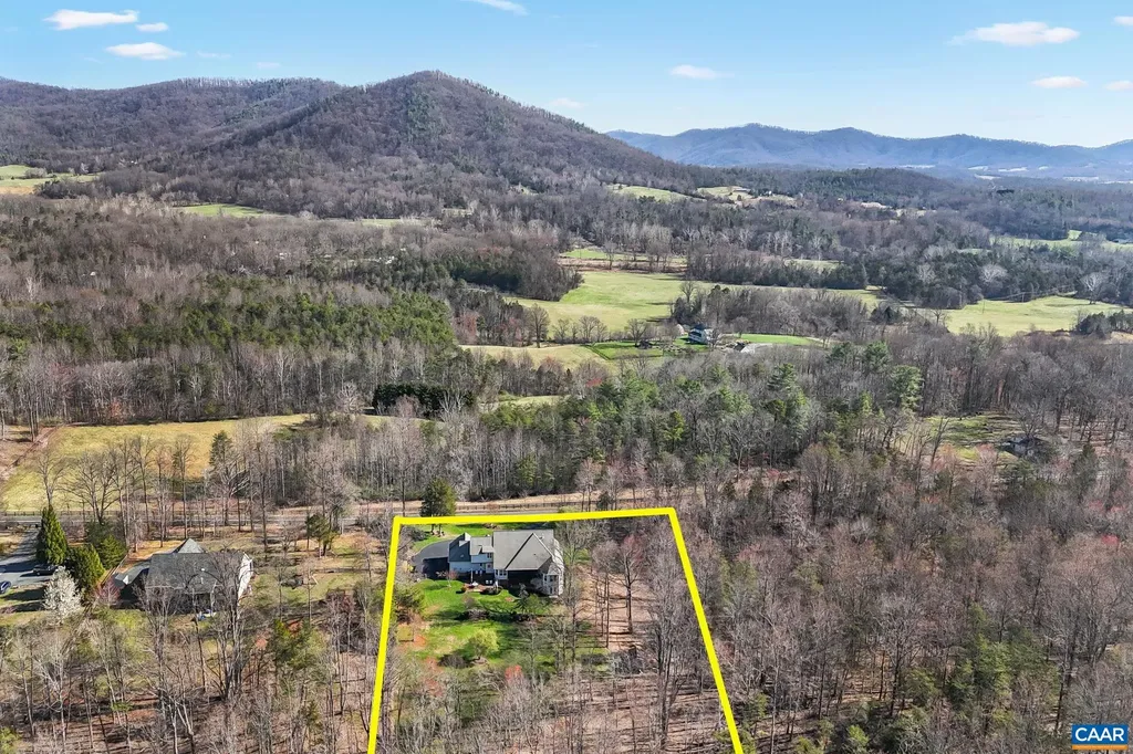 1309 Middle River Road Stanardsville VA 22973