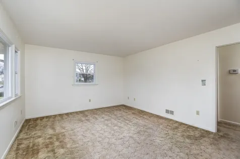 208 George Street Staunton VA 24401