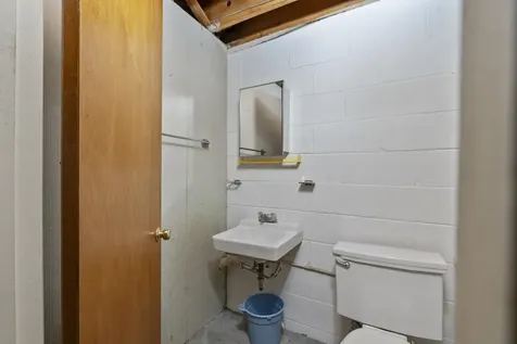 208 George Street Staunton VA 24401
