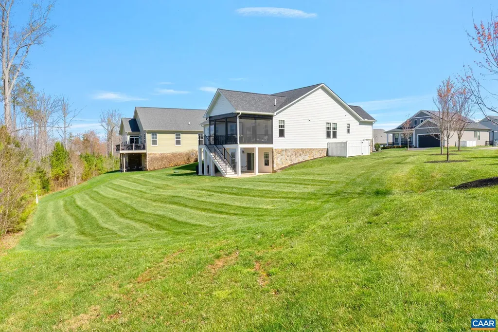 11 Persimmon Way Zion Crossroads VA 22942