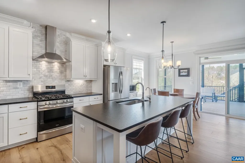 11 Persimmon Way Zion Crossroads VA 22942