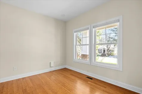 387 Monticello Avenue Harrisonburg VA 22801