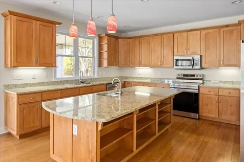 387 Monticello Avenue Harrisonburg VA 22801