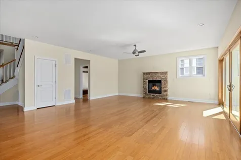 387 Monticello Avenue Harrisonburg VA 22801