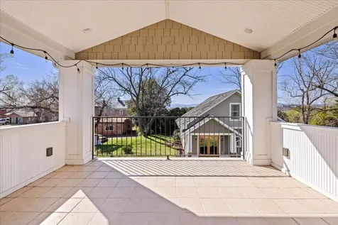 387 Monticello Avenue Harrisonburg VA 22801