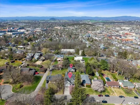 387 Monticello Avenue Harrisonburg VA 22801