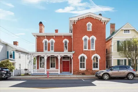 9400 Congress Street S New Market VA 22844