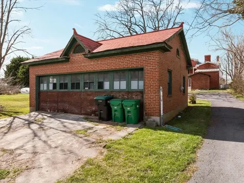 9400 Congress Street S New Market VA 22844