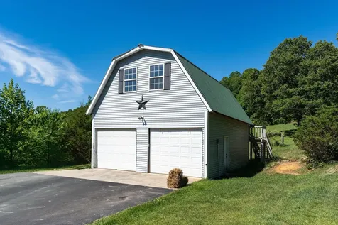875 Campbells Hollow Road Middlebrook VA 24459