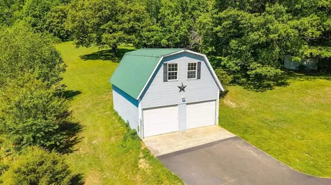 875 Campbells Hollow Road Middlebrook VA 24459
