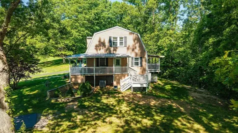 875 Campbells Hollow Road Middlebrook VA 24459