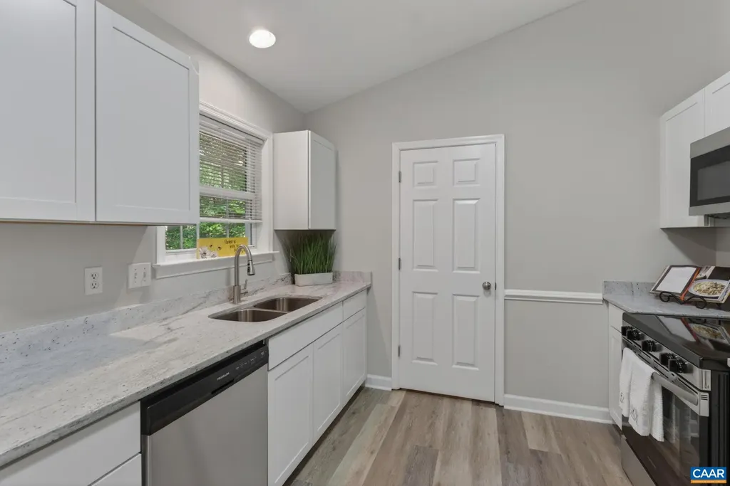 8 Jennings Drive Palmyra VA 22963