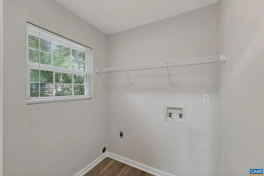 8 Jennings Drive Palmyra VA 22963