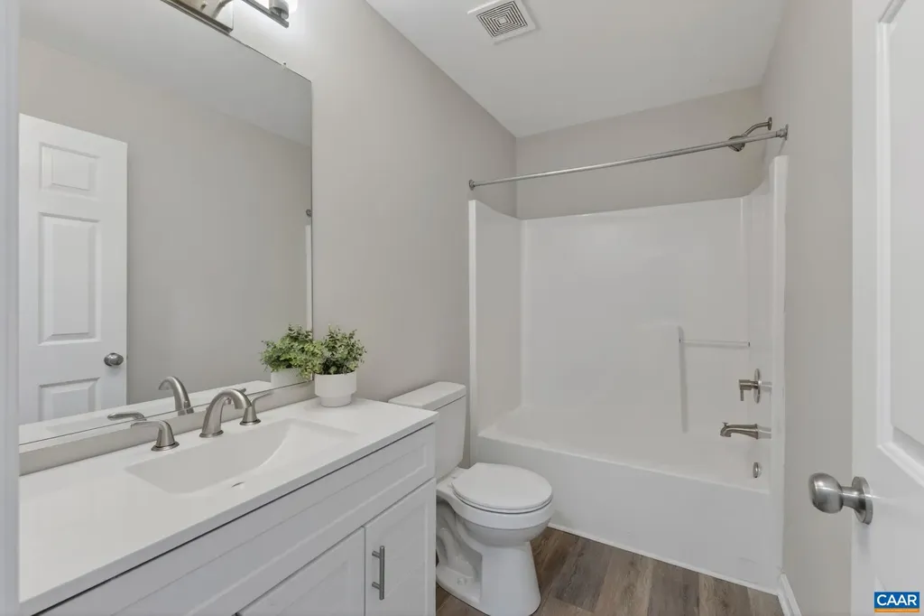 8 Jennings Drive Palmyra VA 22963