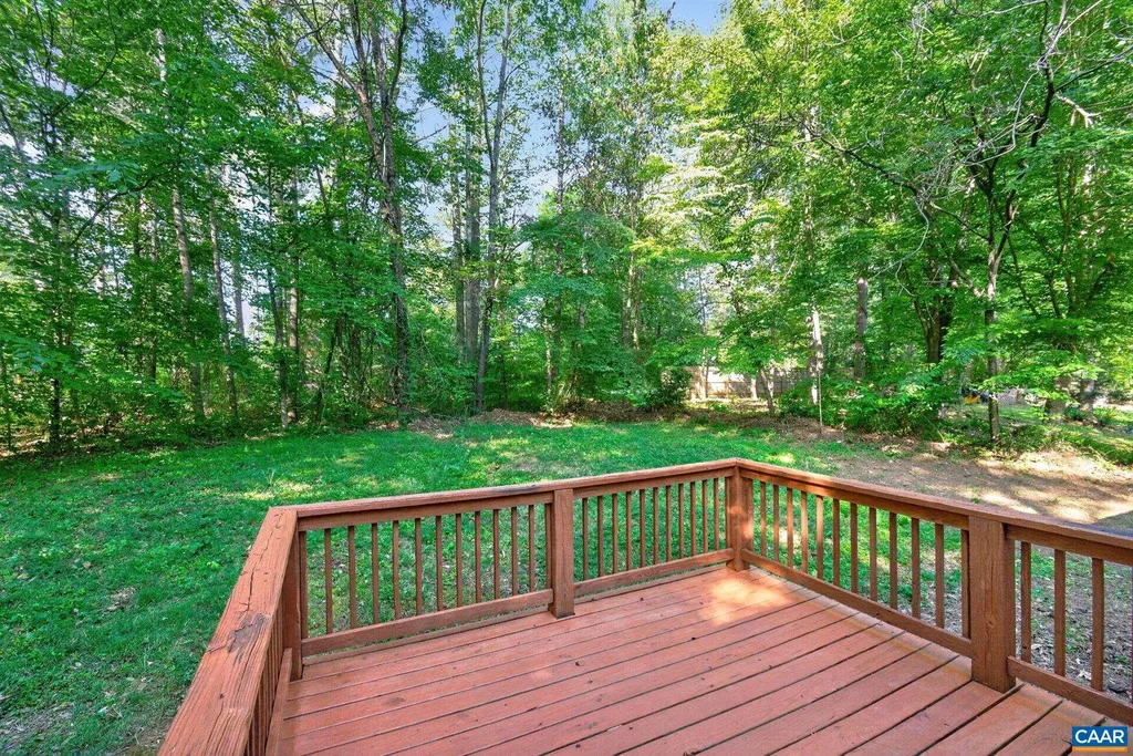 8 Jennings Drive Palmyra VA 22963