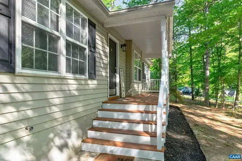 8 Jennings Drive Palmyra VA 22963
