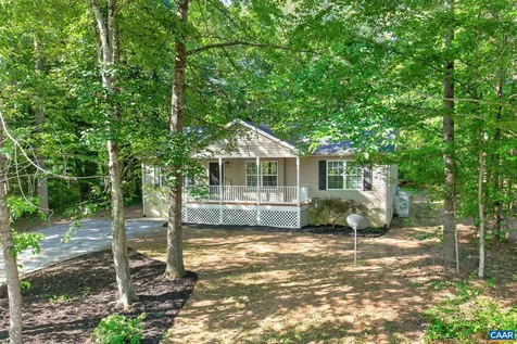 8 Jennings Drive Palmyra VA 22963