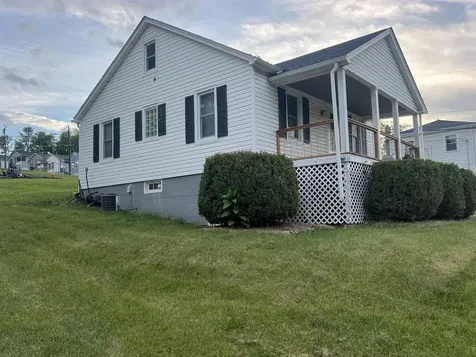 2106 Poplar Street Staunton VA 24401
