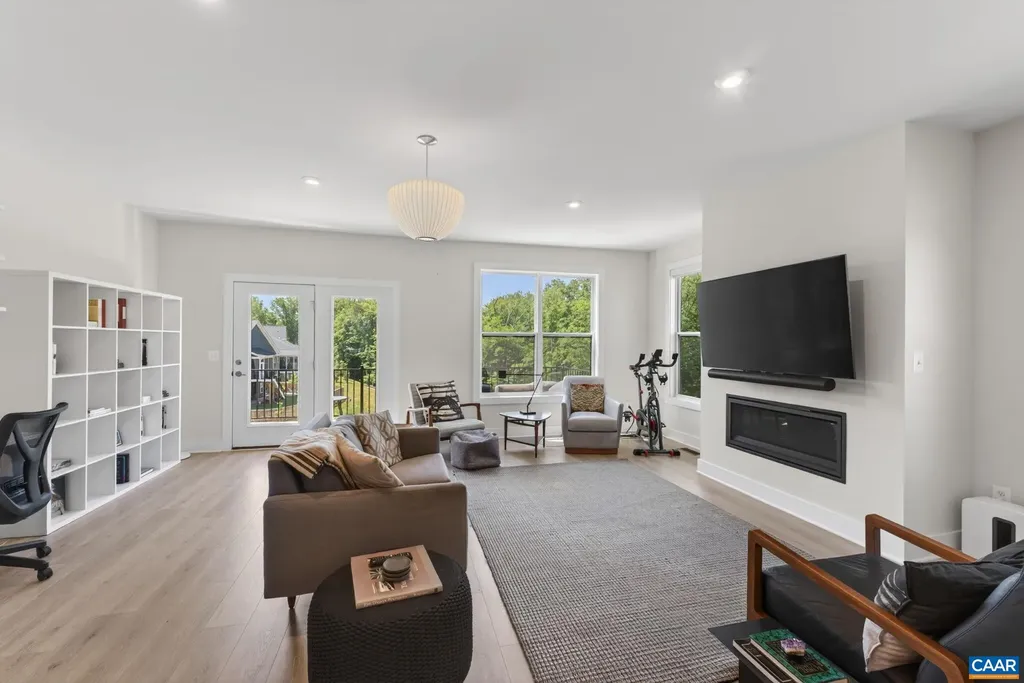 2264 Fowler Circle Charlottesville VA 22901