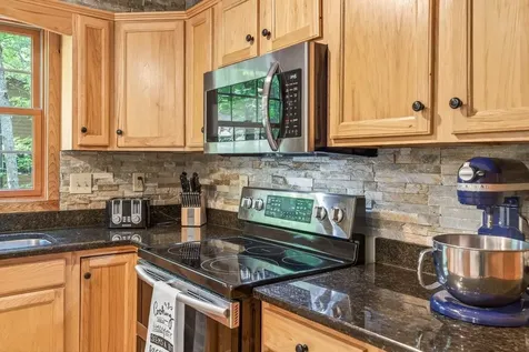 2731 Lanier Lane Mcgaheysville VA 22840