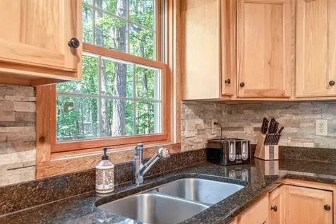 2731 Lanier Lane Mcgaheysville VA 22840