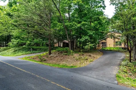 2731 Lanier Lane Mcgaheysville VA 22840