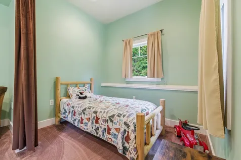 801 Woodside Drive Rileyville VA 22650
