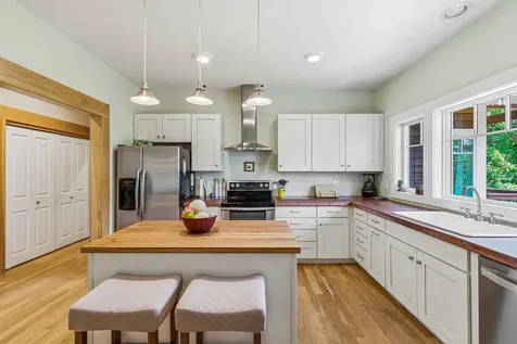 801 Woodside Drive Rileyville VA 22650