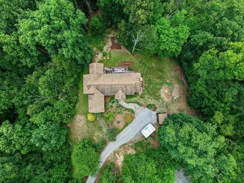 801 Woodside Drive Rileyville VA 22650