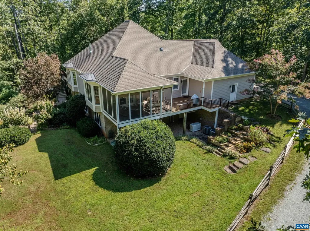 395 Ivy Vista Drive Charlottesville VA 22903